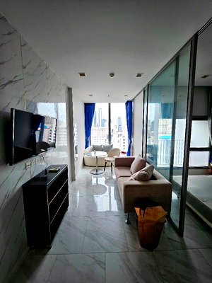 เช่าคอนโด BTS อโศก : Code: KJ8086  ให้เช่า Hyde Sukhumvit 11 🔥🔥 จองเดือนนี้รับส่วนลด1,000บาท 🔥🔥 @kjcondo (มี@ข้างหน้าด้วยนะคะ)