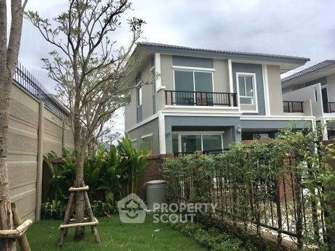 บ้าน 3-ห้องนอน ที่ ภัสสร เพรสทีจ ลุกซ์ พัฒนาการ ใน สวนหลวง (ID 2232939)