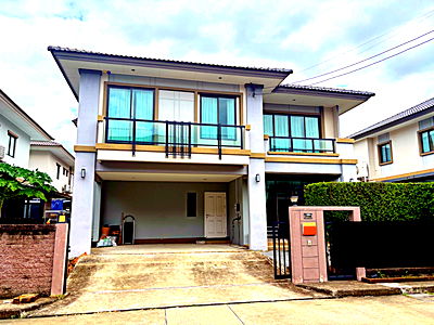 Houses for rent Market Village Suvarnaphumi : Passorn Prestige Bangna-Suvarnabhumi home for rent 4 Beds. 55,000 THB Fully Furnished K.Bee 064146-6445 (R571103)