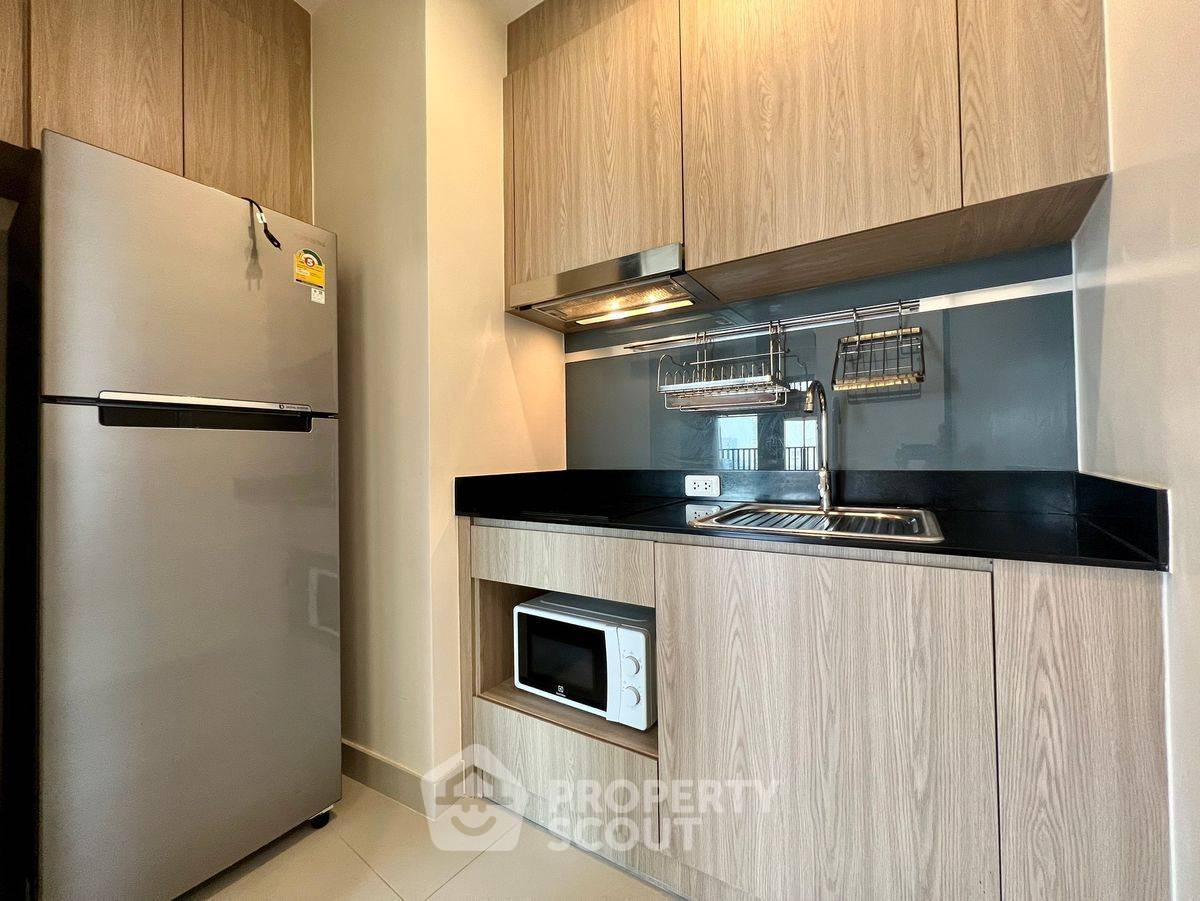 picture 2-BR Condo at Niche Mono Charoen Nakorn in Dao Khanong (ID 2089111) - 23/42