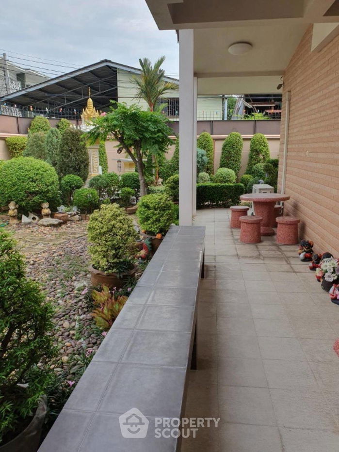 picture 4-BR House near BTS Talat Phlu (ID 2053664) - 3/9