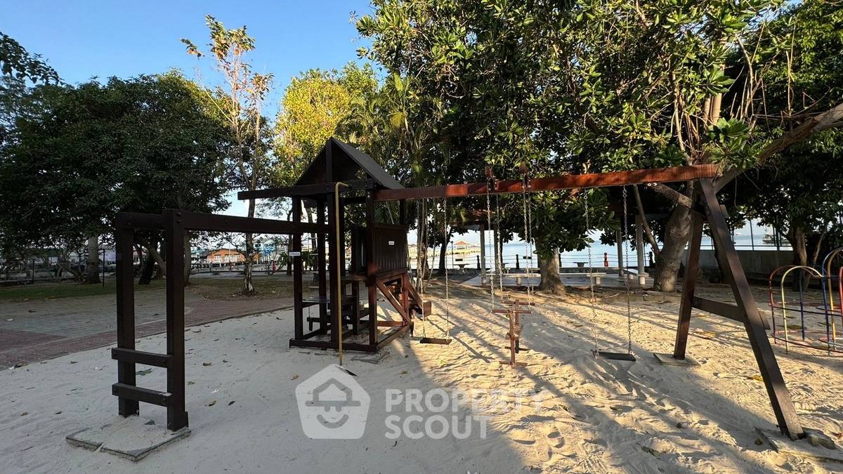 picture 3-BR Condo at Rama Harbour View Condominium in Surasak (ID 2243497) - 26/33