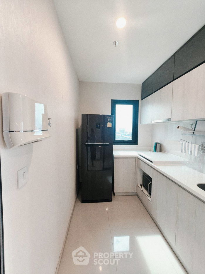 picture 2-BR Condo at Life Asoke near ARL Makkasan (ID 2243939) - 5/12