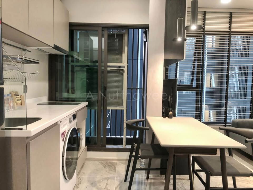 รูป Life Asoke Rama9 | ราคา 28,500 บาท | ห้องสวย ห้องใหม่ เฟอร์นิเจอร์ครบ พร้อมเข้าอยู่ - รูปที่ 9/10
