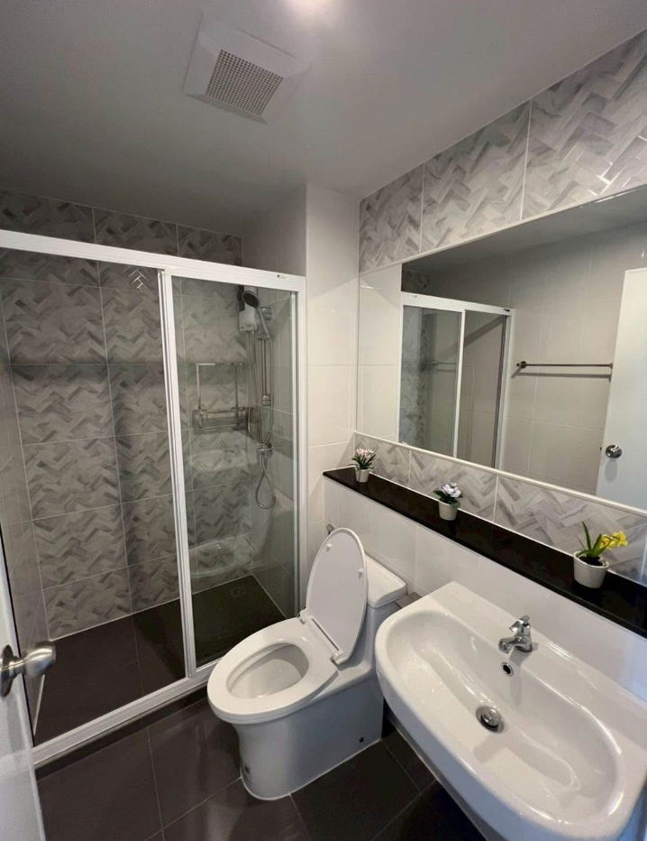 picture Forrent Regent Bangna BTS Bangna New Condominiums  - 6/10