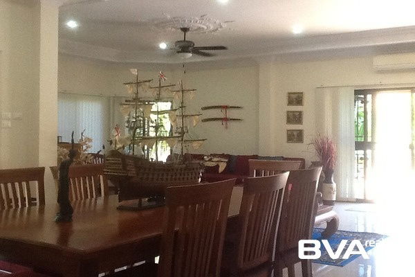 picture Siam Gardens house for sale East Pattaya, 4 bedrooms , 4 bathrooms, Siam Country Club golf course Rd.  - 16/32