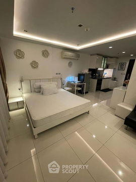Studio Condo at Wongamat Tower Condominium close to Sanctuary of Truth (ID 2062361)
