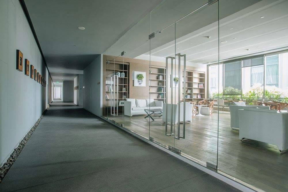 รูป ให้เช่าคอนโด Hyde Sukhumvit 13 ใกล้ BTS นานา 75,000 บาท รหัสทรัพย์: RS1299 - รูปที่ 17/23