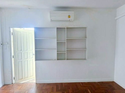 picture The Walk Kaset-Nawamin 1.1 km.Townhouse for rent 3Storeys 21sq.wa. 252sq.m. Soi Nuanchan 27-33 MRT - 5/8