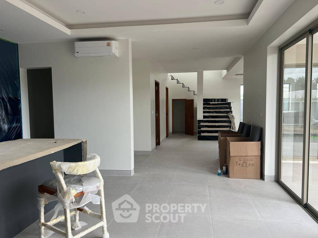 รูป วิลล่า 4-ห้องนอน ใน ถลาง (ID 1556802) - รูปที่ 8/17