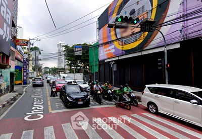 เช่าทาวน์โฮม ม.ศรีนครินทรวิโรฒ วิทยาเขตประสานมิตร : ทาวน์เฮาท์ 5-ห้องนอน ใกล้ BTS เอกมัย (ID 2245158)
