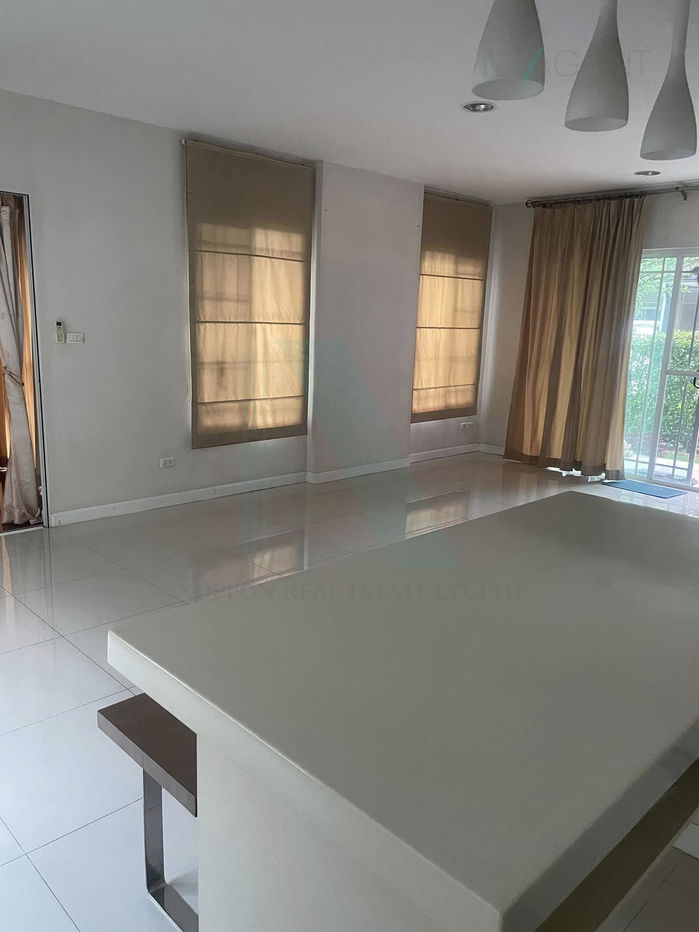 รูป ขายบ้านเดี่ยว โครงการ นันทวัน อุทยาน-อักษะ 2 ชั้น 4 ห้องนอน 3 ห้องน้ำ - รูปที่ 4/8