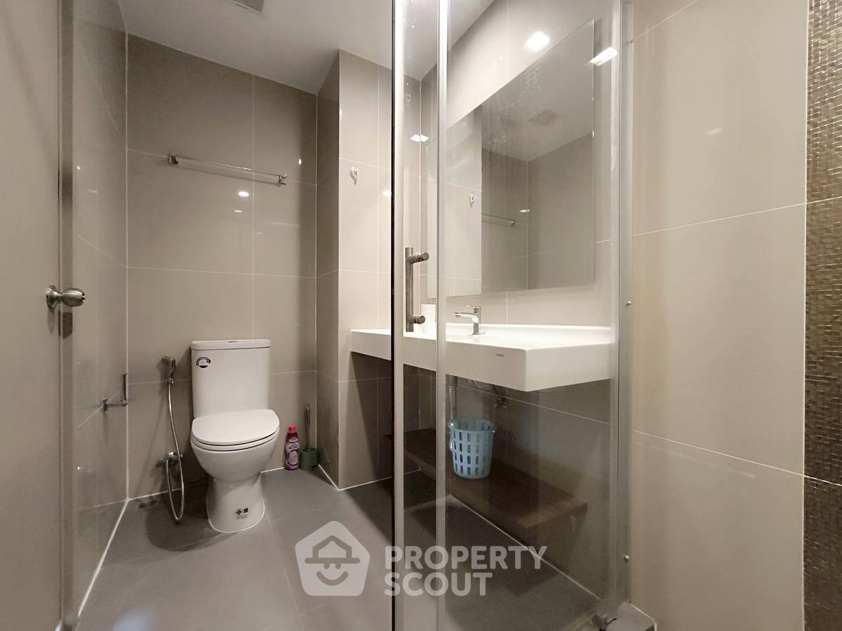 picture 2-BR Condo at Ideo Rama 9 - Asoke near MRT Phra Ram 9 (ID 2244265) - 5/12