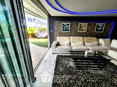 Condos for sale : 2-BR Condo at Floraville Condominium near ARL Hua Mak (ID 2244266)