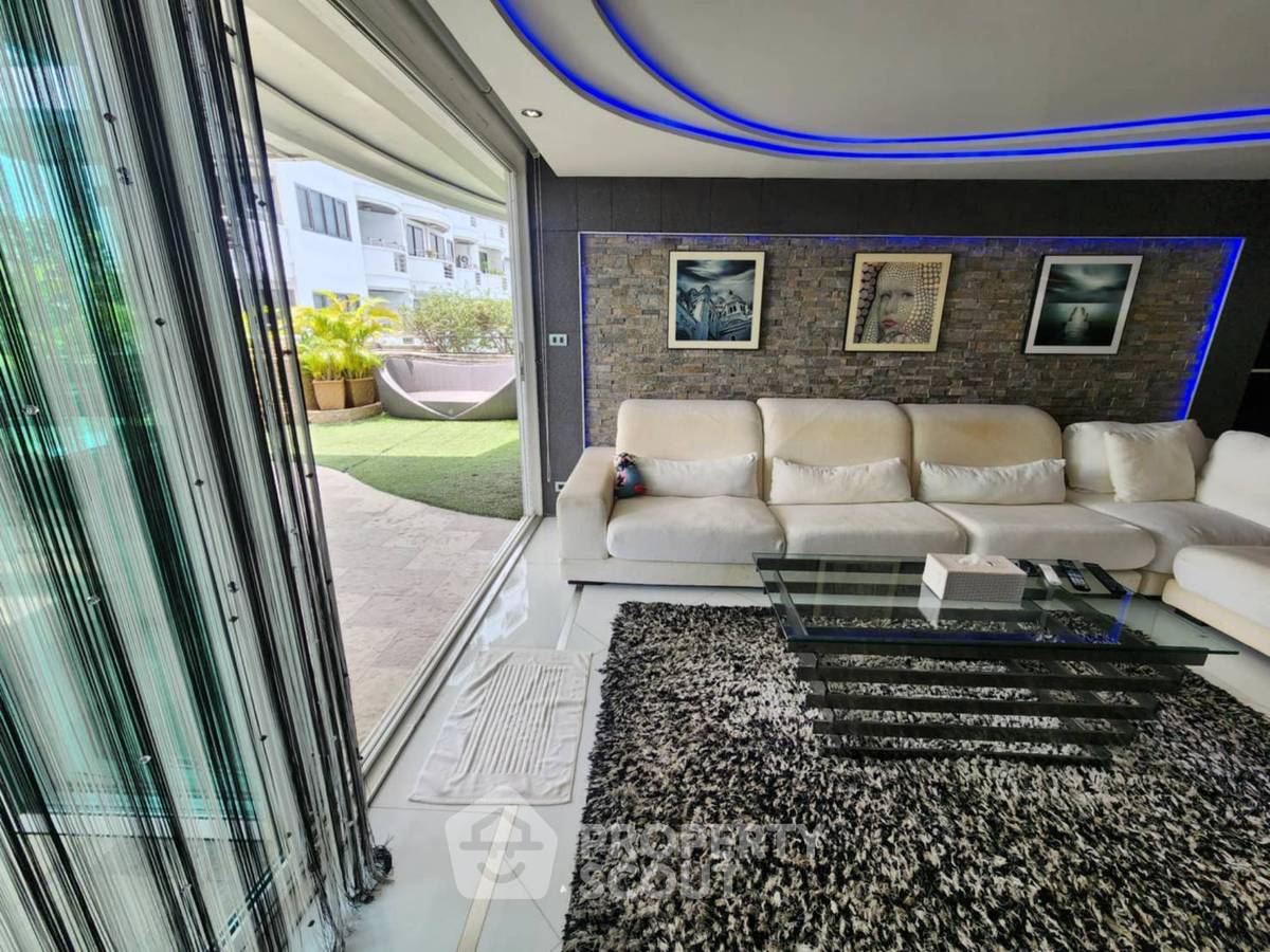 picture 2-BR Condo at Floraville Condominium near ARL Hua Mak (ID 2244266) - 1/19