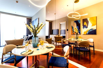 คอนโดให้เช่า : khun byYoo-Super Luxury Condo 🛏1 Bedroom | 🛁1 Bathroom 📐50 sqm . 🚆 ทำเลใจกลางทองหล่อ –  เดินทางสะดวก ใกล้ BTS ทองหล่อ 