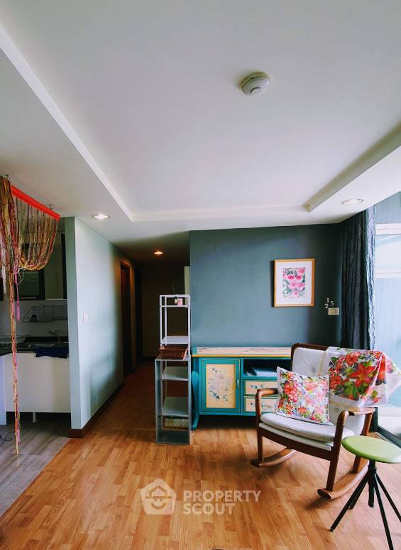 picture 2-BR Condo at The Kris Ratchada 17 near MRT Sutthisan (ID 820841) - 2/10