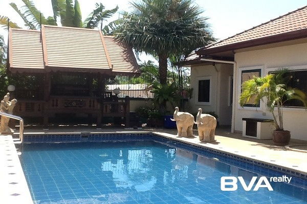 picture Siam Gardens house for sale East Pattaya, 4 bedrooms , 4 bathrooms, Siam Country Club golf course Rd.  - 5/32