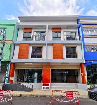 Chao Phraya River View BTS Pak Nam 998m. City Hall Commercial building for rent 2 units 3-storey 42