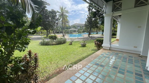 ขายบ้านสระสวน หัวหิน 3 ชั้น ใกล้ทะเล หลังมุม รหัส 00147963