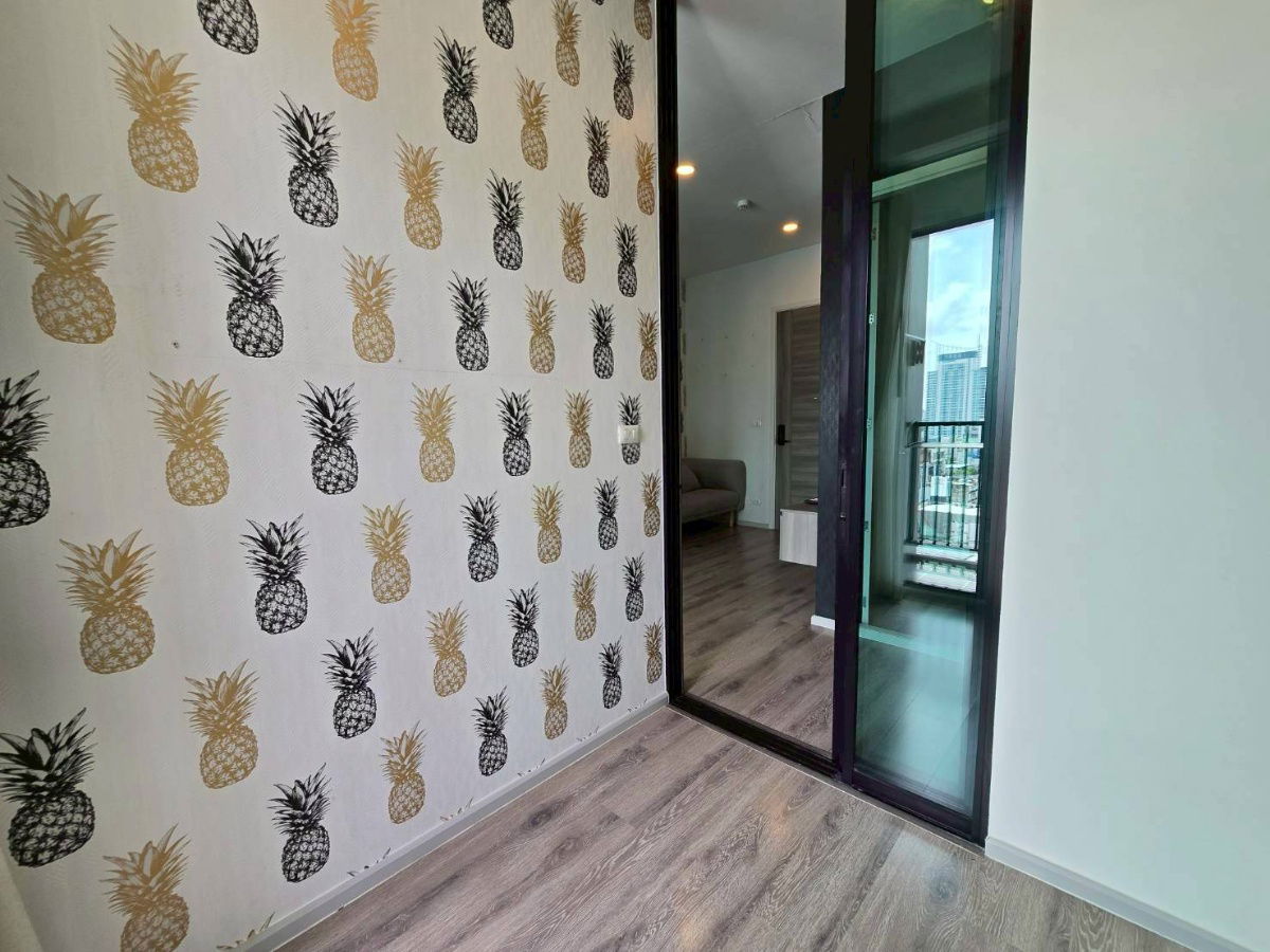 picture Condo for Rent : Knightsbridge Collage Ramkhamhaeng  Schedule a viewing 👉 Line: @propertybkk1 - 17/20