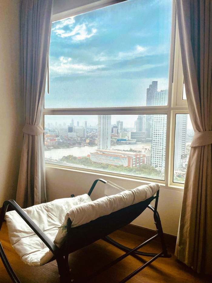 รูป The Lighthouse Condo beautiful river/city views, for sale 4.75mb nego - รูปที่ 1/10