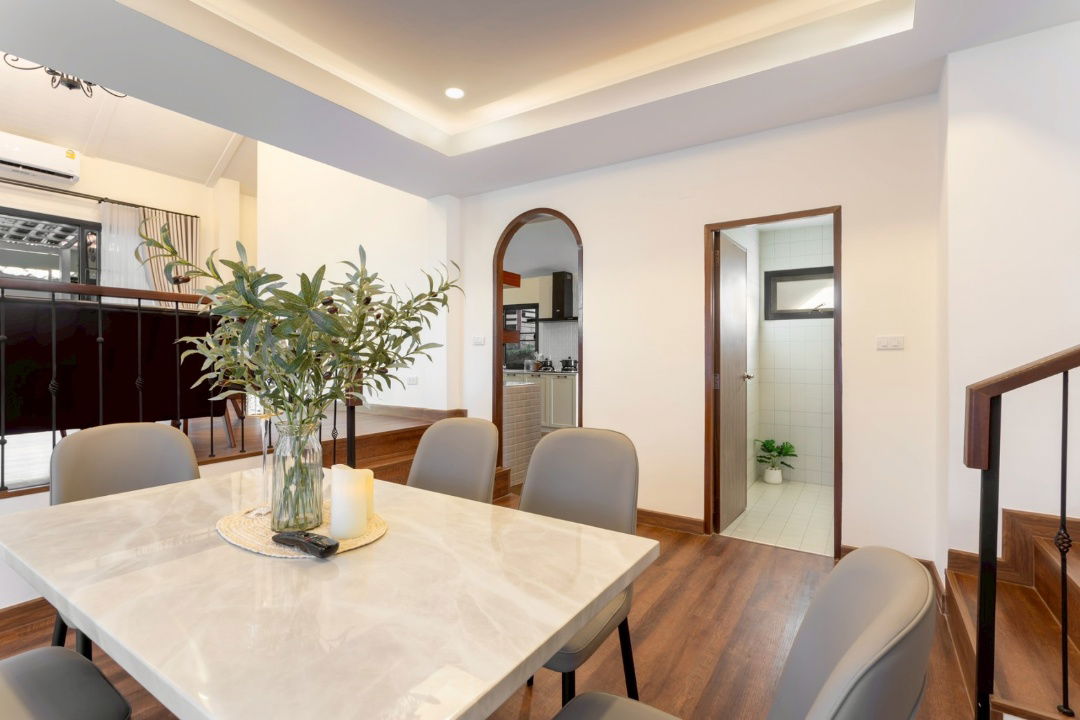 รูป ขายพูลวิลล่า Pool villa สไตล์โมเดิร์น รีโนเวทใหม่ทั้งหลัง อยู่ใกล้โรงเรียนนานาชาติหลายแห่ง เดินทางสะดวกสบายSW002832 - รูปที่ 11/26