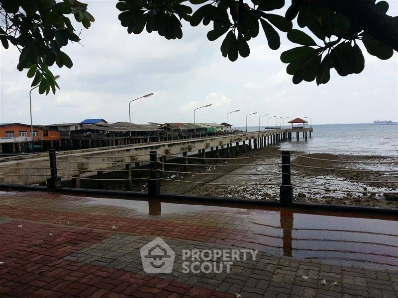 รูป คอนโด 2-ห้องนอน ที่ รามาฮาร์เบอร์วิว คอนโดมิเนียม ใน สุรศักดิ์ (ID 2243684) - รูปที่ 1/26