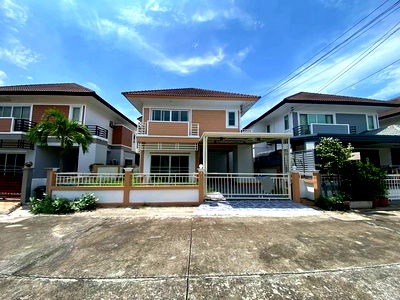 บ้านเดี่ยว ชลบุรี : ขายบ้านเดี่ยว 2 ชั้น รีโนเวทใหม่ หมู่บ้านธารดารา ศรีราชา ชลบุรี 