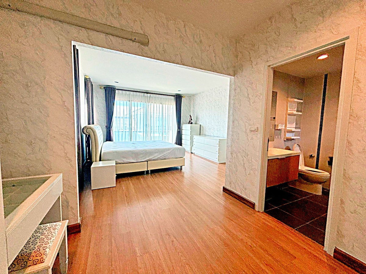 รูป บ้านให้เช่า ภัสสร เพรสทีจ – บางนา สุวรรณภูมิ 201 ตร.ม 4 นอน 3 น้ำ 55,000 เครื่องใช้ฟ้าครบ ห้องสวยพร้อมอยู่  คุณบี โทร 064-146-6445 (R571103) - รูปที่ 28/29