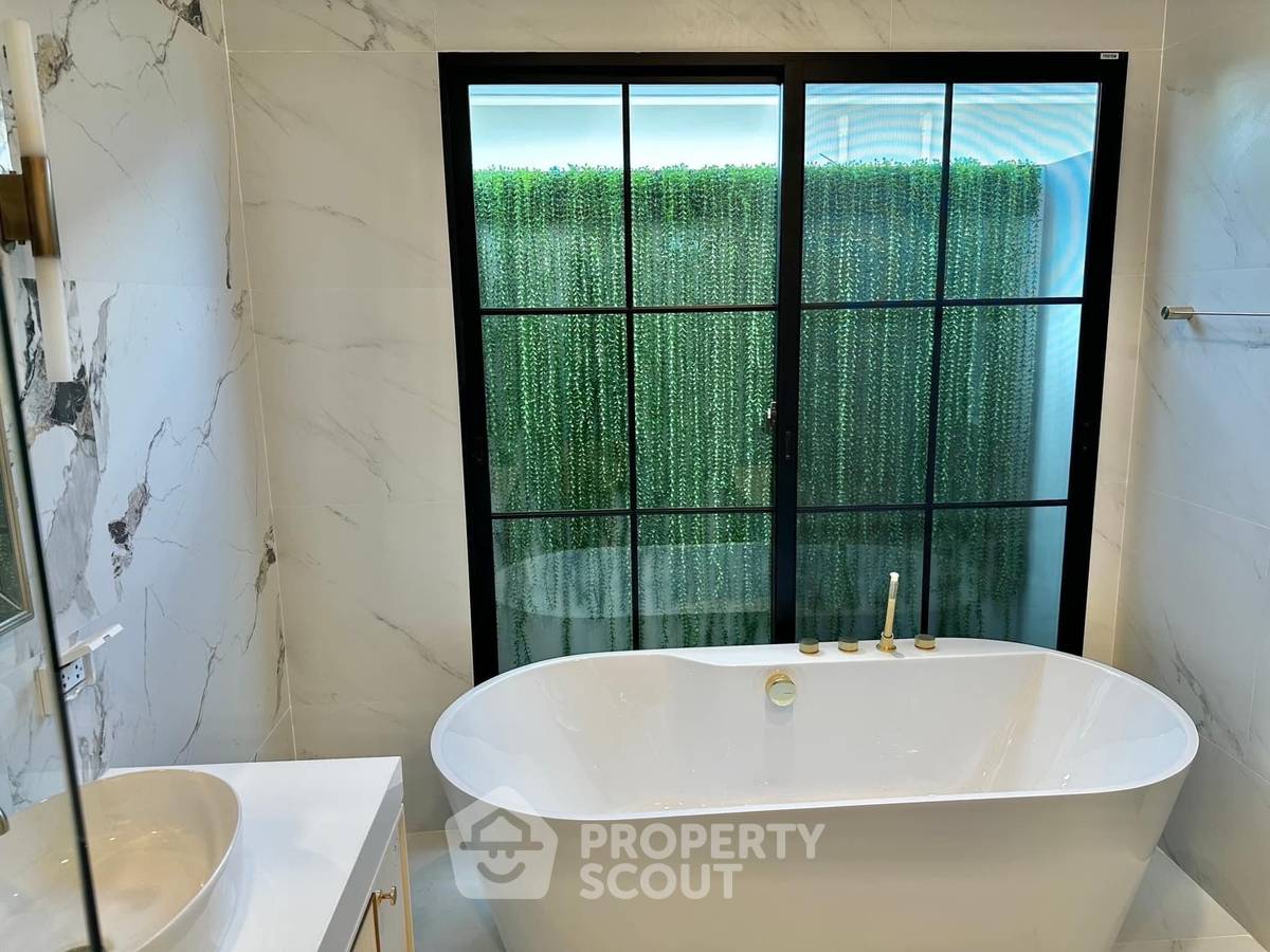 รูป บ้าน 4-ห้องนอน ใน ฉิมพลี (ID 1530352) - รูปที่ 31/33
