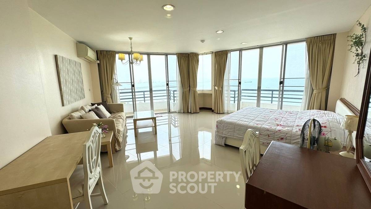 picture 3-BR Condo at Rama Harbour View Condominium in Surasak (ID 2243497) - 10/33