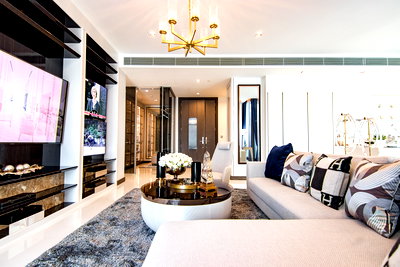 Condos for sale : Q1 Sukhumvit 3 bedrooms, for sale