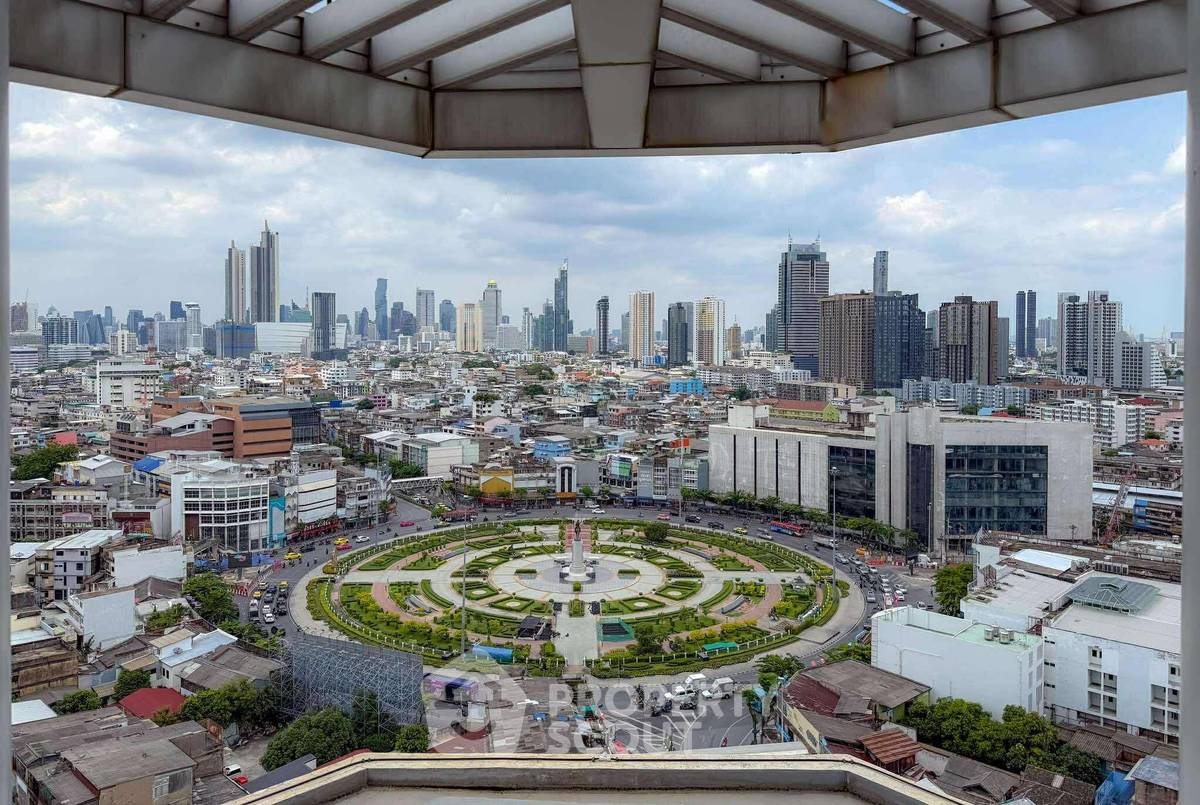picture 2-BR Condo at The Niche Taksin near BTS Wongwian Yai (ID 2244659) - 11/11