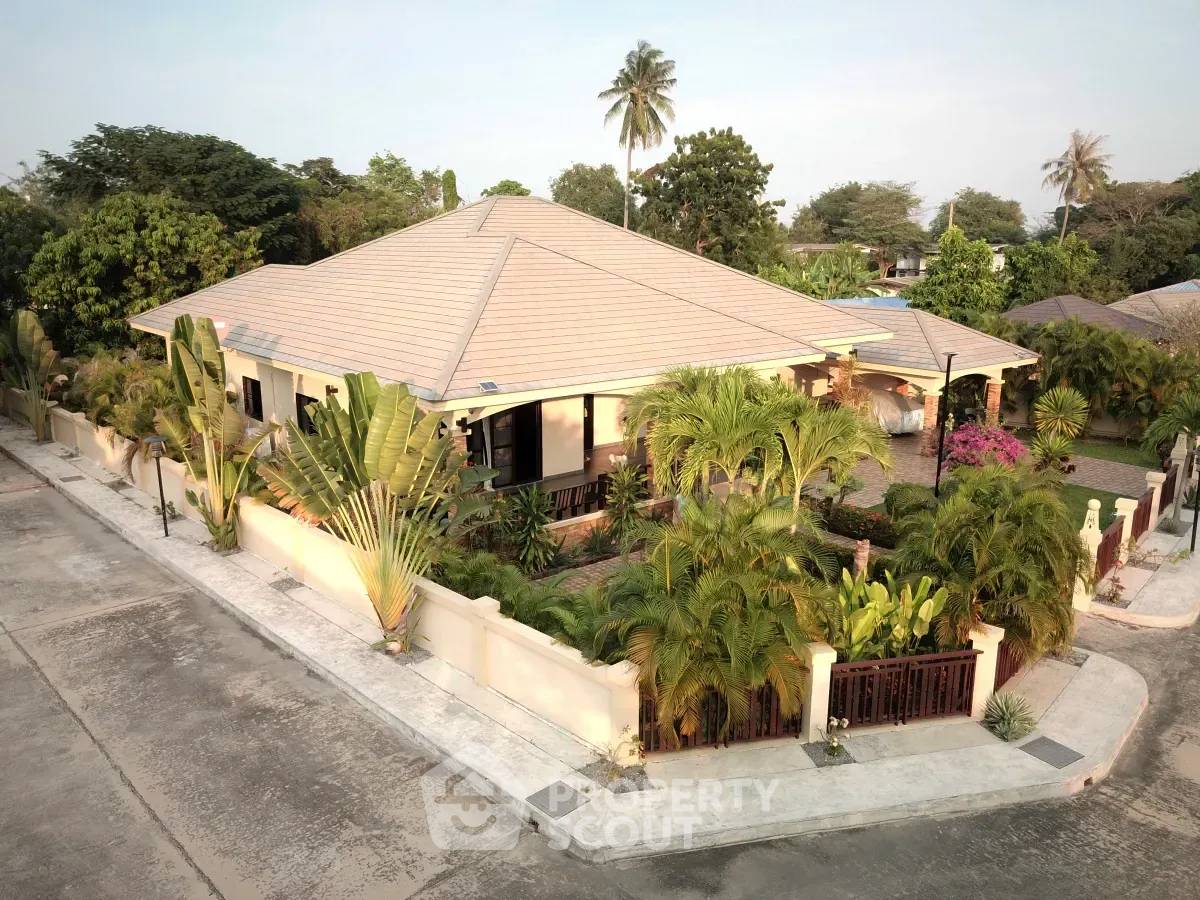 รูป วิลล่า 3-ห้องนอน ใกล้ หาดชะอำเหนือ (ID 992912) - รูปที่ 11/37