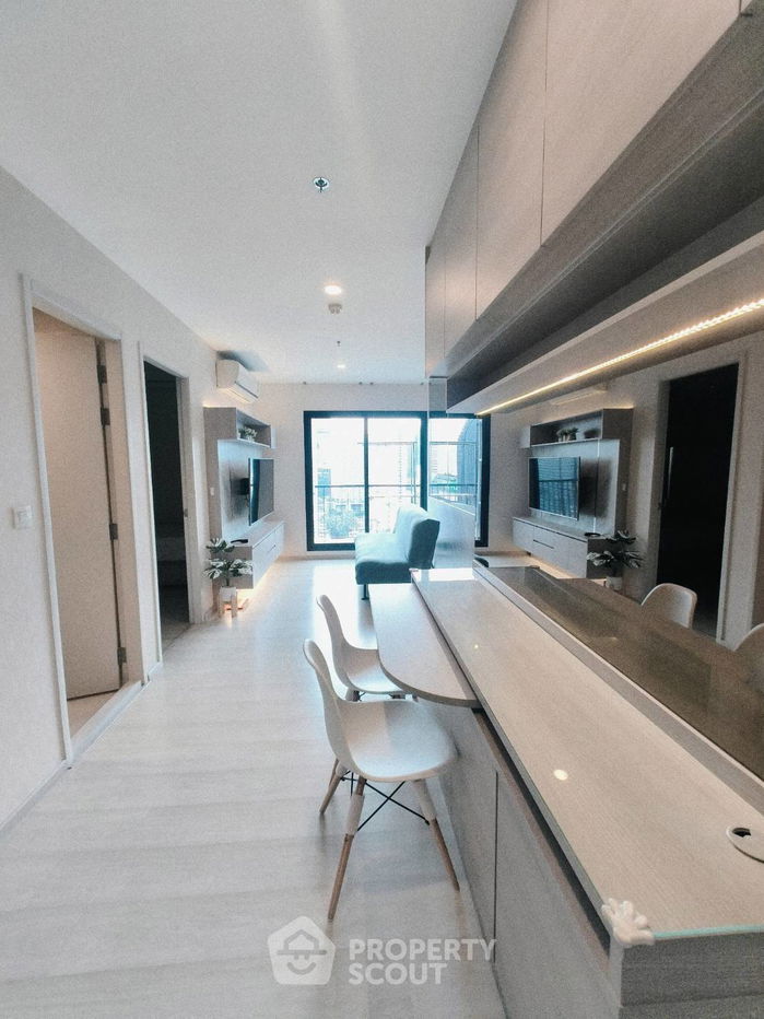 picture 2-BR Condo at Life Asoke near ARL Makkasan (ID 2243939) - 1/12