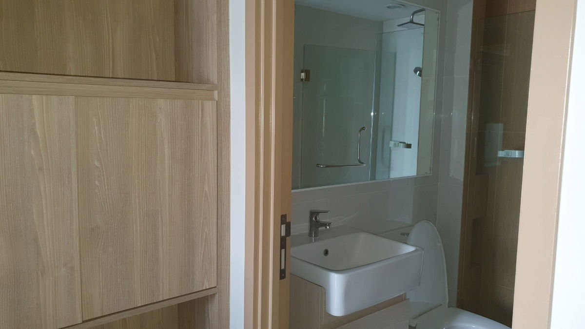 picture For Rent – 1BR Condo with Pool View, 30 sq.m., 5th Floor @ The Excel Hideaway Sukhumvit 71 - 7/9