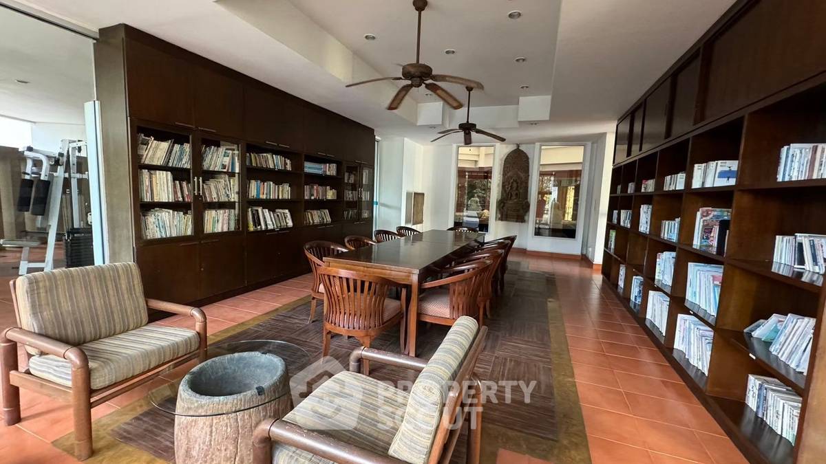 picture 3-BR Condo at Rama Harbour View Condominium in Surasak (ID 2243497) - 31/33