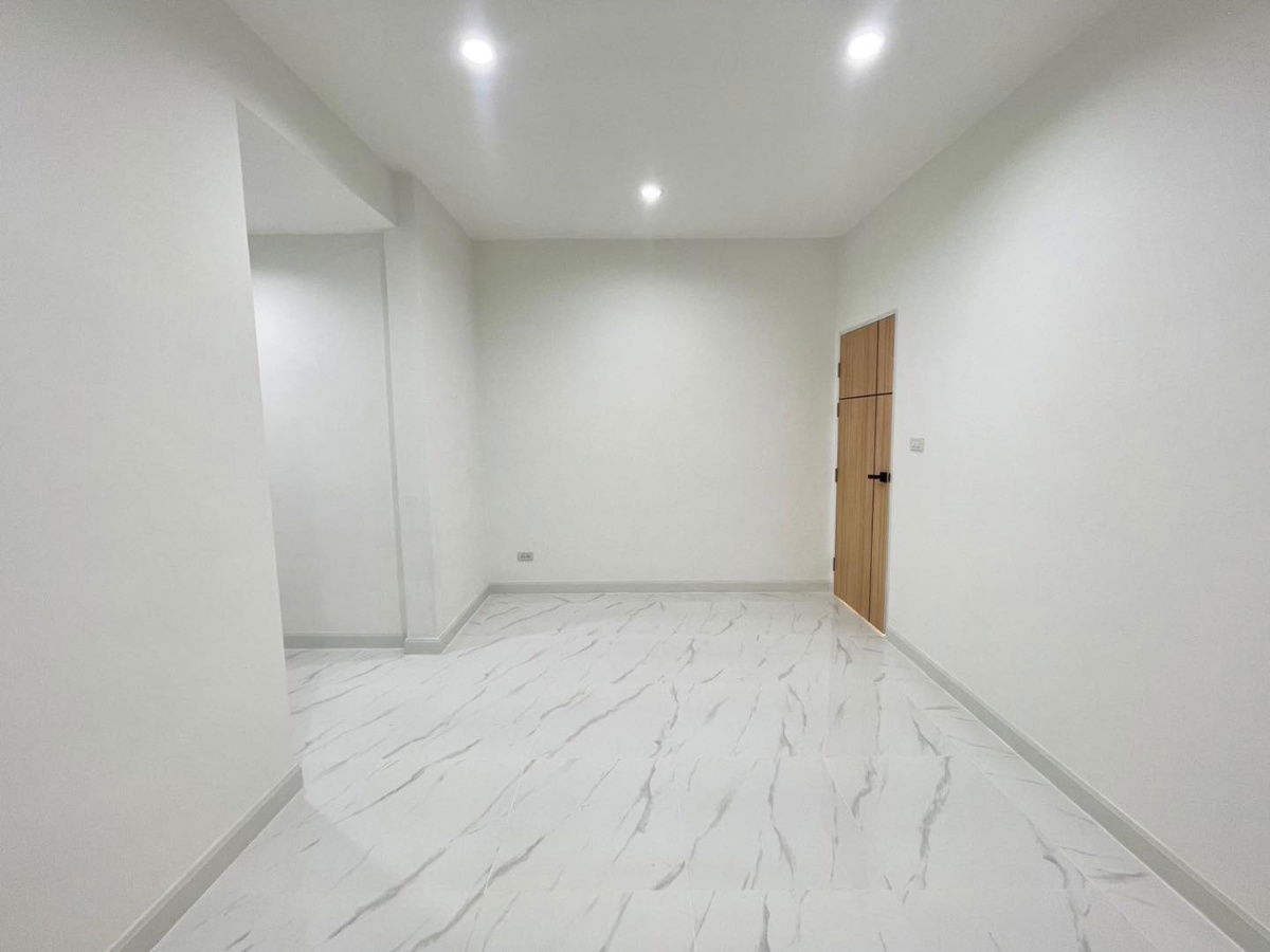 รูป 🏡 ขายถูก บ้านเดี่ยวชั้นเดียว รามอินทรา109  💸 ราคา 3,290,000 ล้านบาท  🚅 ใกล้ รถไฟฟ้าสายสีชมพู – บางชัน  ใกล้แฟชั่นไอซ์แลนด์ - รูปที่ 8/32