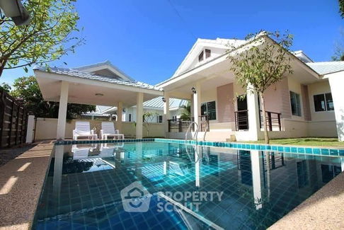 3-BR Villa at Plumeria Pool Villa Hua Hin close to The Venezia (ID 2103349)