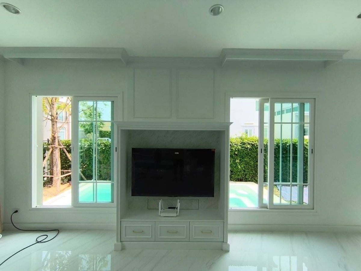 picture Forrent Home Grandio Bang Na Km.5 New Big Pool Villa  - 5/6