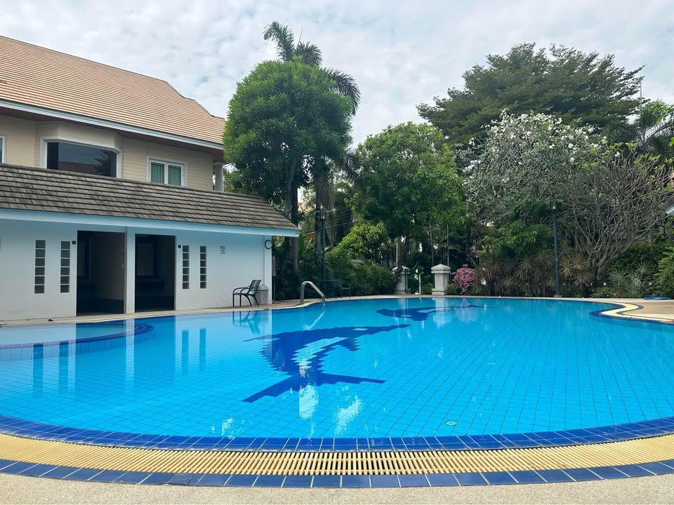 picture 🟢For Sale🟢Luxury detached house for sale in Phatthanakan 30, excellent location, spacious area, 📱ADD LINE @nathong97 (Reply ⚡ 24 Hr) P880 - 22/38