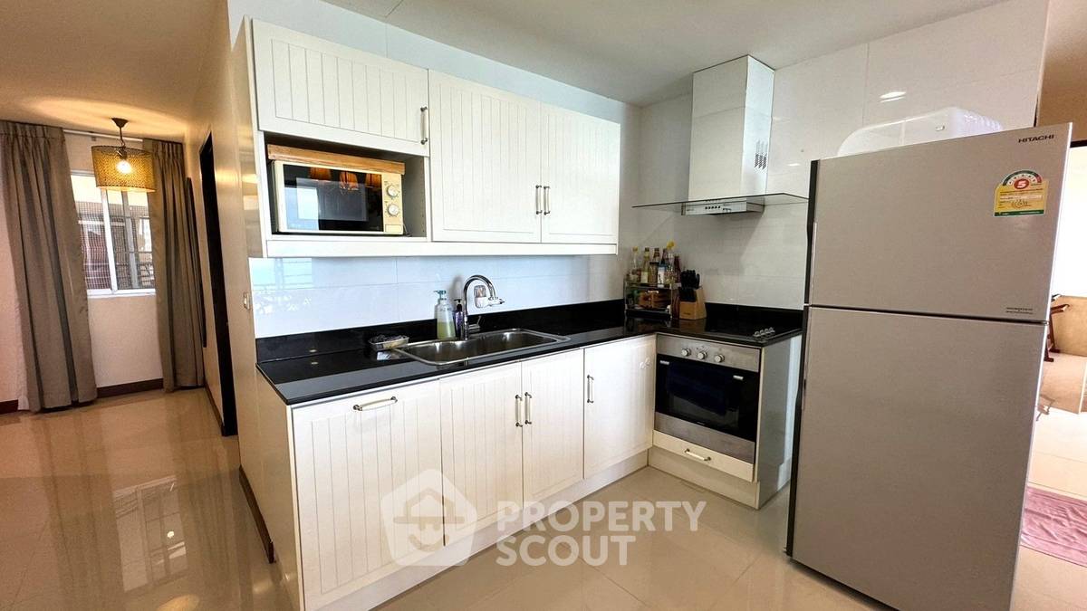 picture 3-BR Condo at Rama Harbour View Condominium in Surasak (ID 2243497) - 8/33
