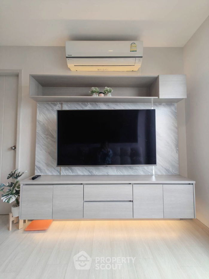picture 2-BR Condo at Life Asoke near ARL Makkasan (ID 2243939) - 4/12