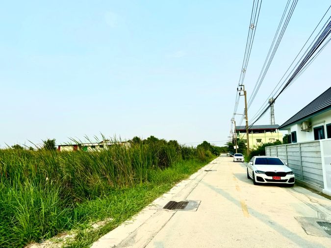 Land for sale, 400 sq wah, Phra Khanong