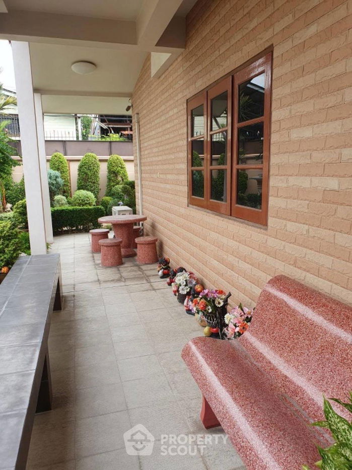 picture 4-BR House near BTS Talat Phlu (ID 2053664) - 7/9