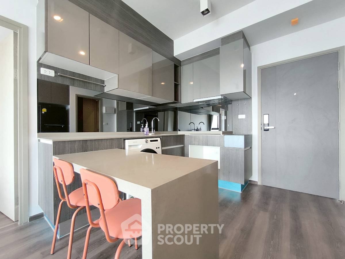 picture 2-BR Condo at Ideo Rama 9 - Asoke near MRT Phra Ram 9 (ID 2244265) - 7/12