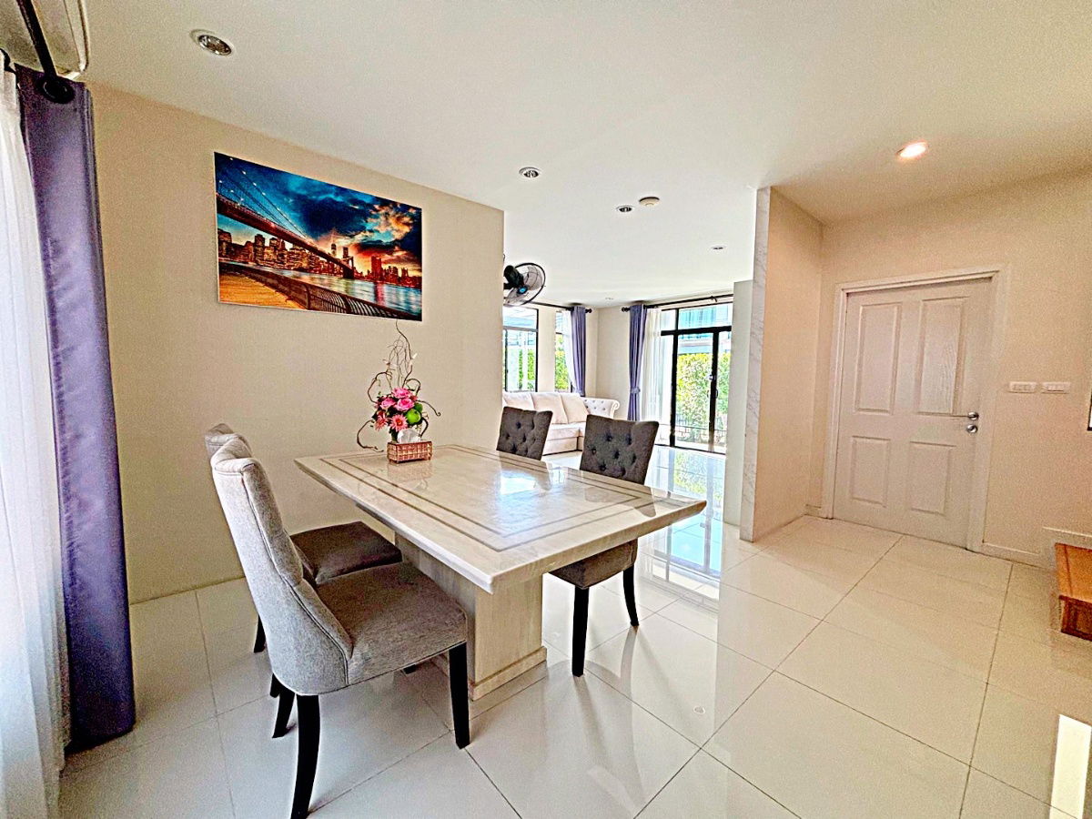 รูป บ้านให้เช่า ภัสสร เพรสทีจ – บางนา สุวรรณภูมิ 201 ตร.ม 4 นอน 3 น้ำ 55,000 เครื่องใช้ฟ้าครบ ห้องสวยพร้อมอยู่  คุณบี โทร 064-146-6445 (R571103) - รูปที่ 8/29