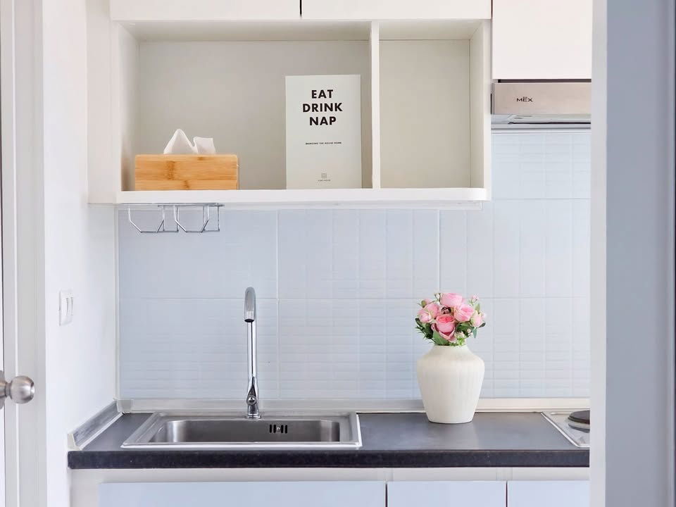 picture Urgent Sale! UNIO Charan 3 Condo – Building A (Front), Corner Unit, Newly Renovated, Near MRT Tha Phra          Ask ChatGPT - 4/17