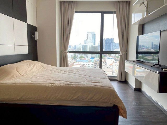 รูป C5929 ให้เช่า  :  คอนโด  เดอะ รูม สุขุมวิท 62  ( BTS ปุณณวิถี ) 064 665 4666 - รูปที่ 1/8